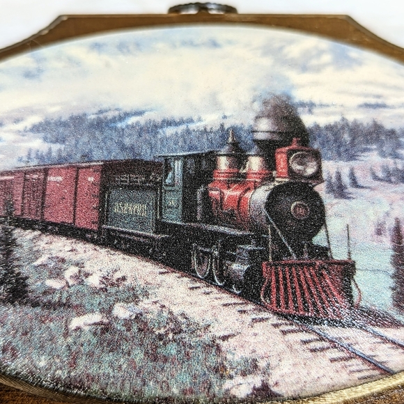 The Original Beaded Glass Plaque Convex Wall Art Train Print On Wood Retro 70s - Picture 3 of 7